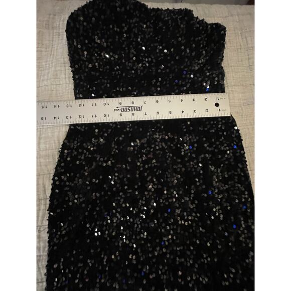 Formal Gown Sz 2 - Black Velvet w/ Sequins Throughout - High Slit & Train - EUC - Picture 5 of 14